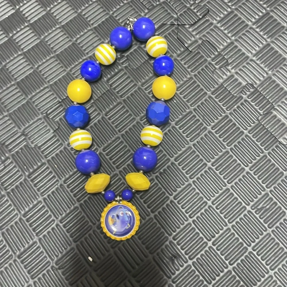 Dory from finding nemo necklace